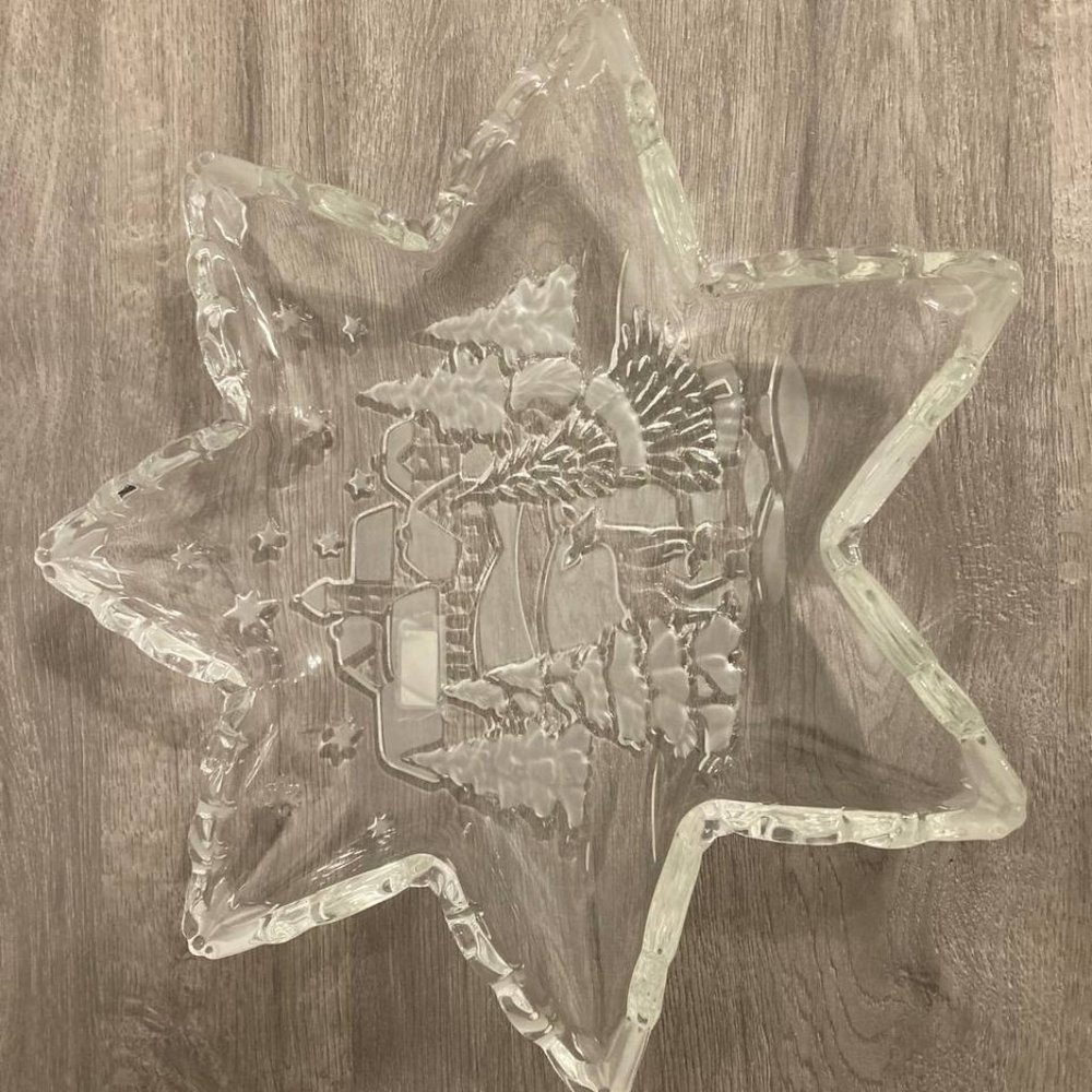 Home Beautiful Christmas Star Dish 12.5